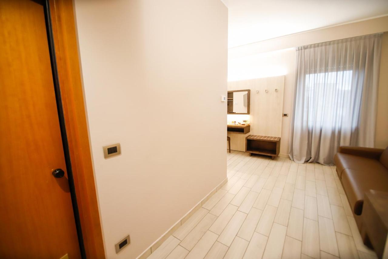 Hotel Diplomatic