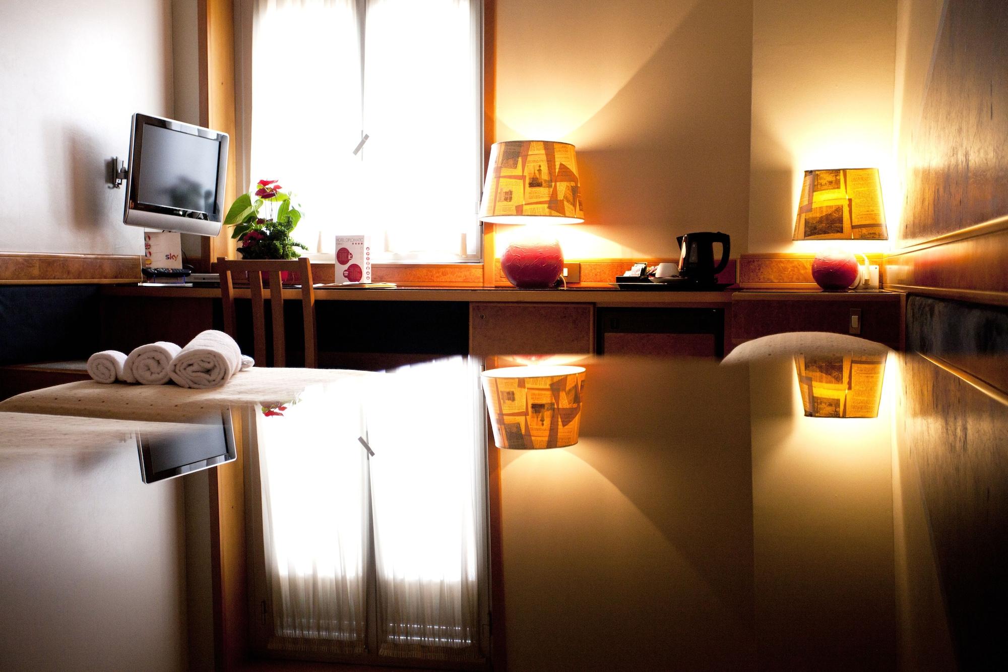 Diplomatic Hotel 4*