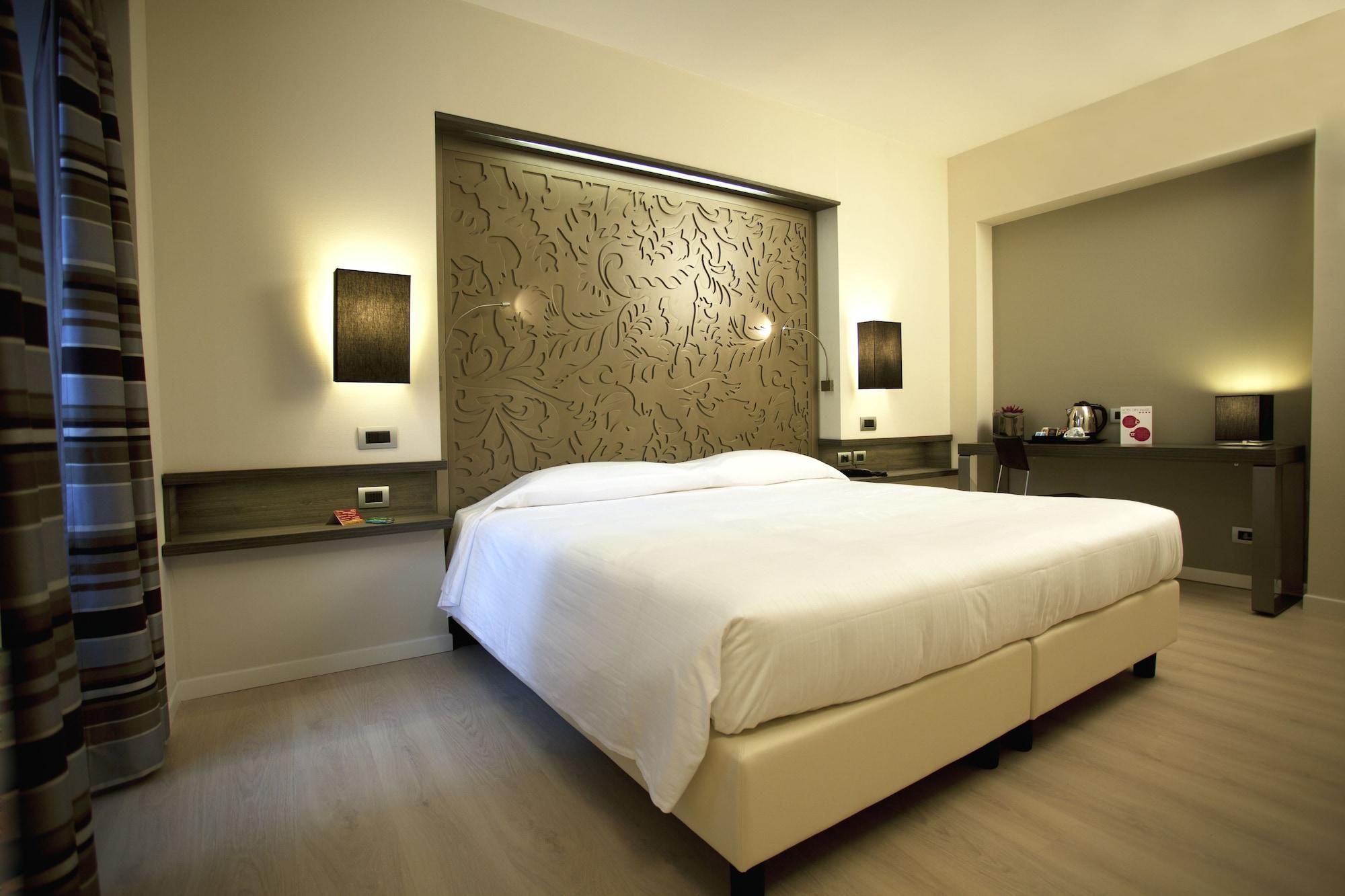 Diplomatic 4* Turin